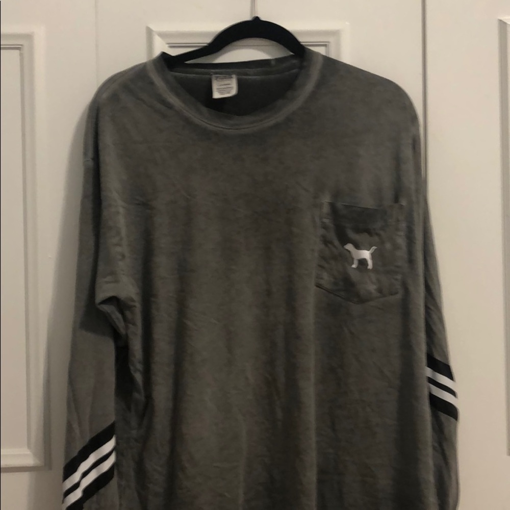 Grey long sleeve top